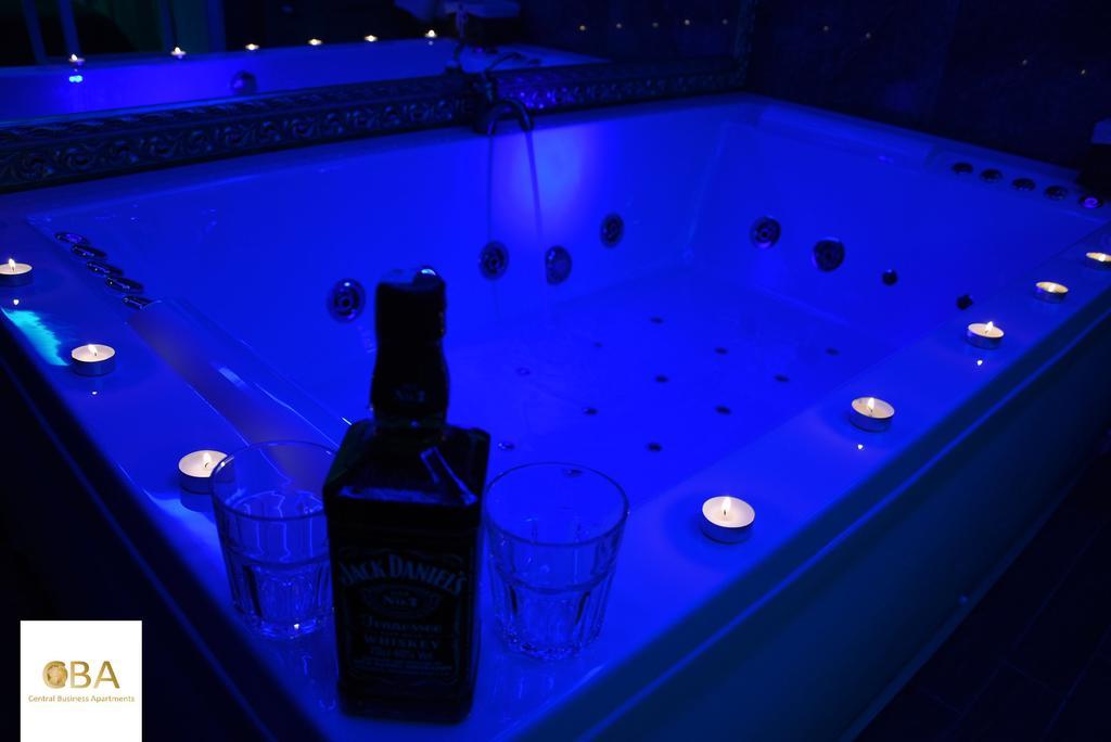 Central Business Apartments Jacuzzi Belgrad Oda fotoğraf